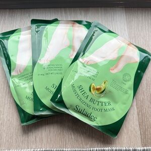 Suladec Shea Butter and Goat Milk Moisturizing Foot Mask- Set of 3 NEW 🏷️